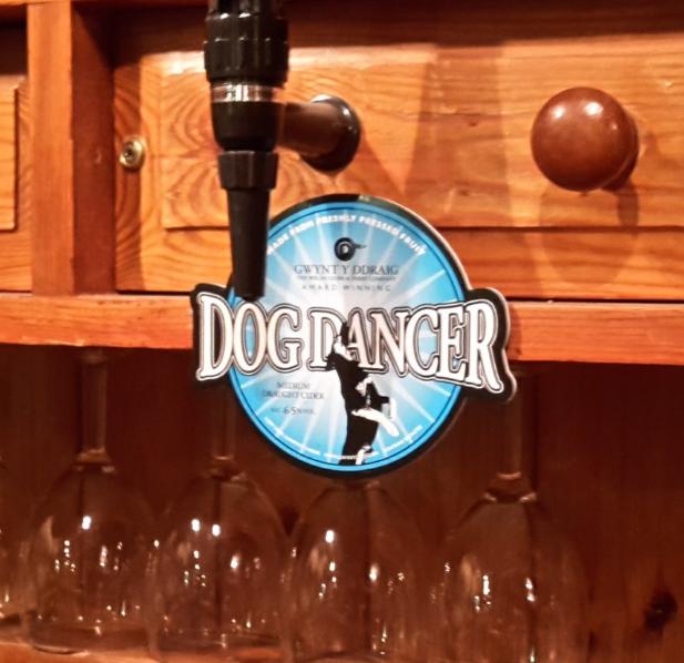 Dog Dancer pump badge